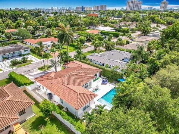 1080 NE 104th St, Miami Shores FL 33138