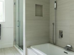 1080 NE 104th St, Miami Shores FL 33138