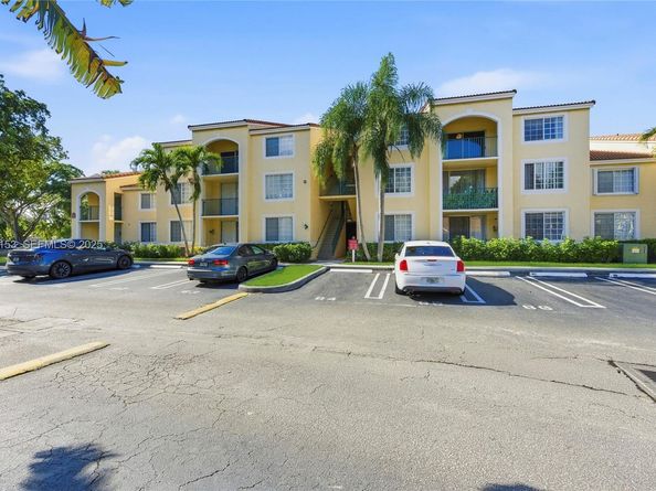 1721 Village Blvd 104, West Palm Beach FL 33409