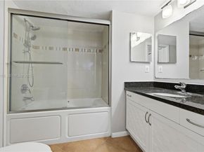 1721 Village Blvd 104, West Palm Beach FL 33409