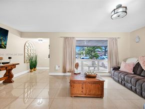 1811 Utopia Dr, Miramar FL 33023