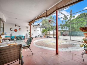 1811 Utopia Dr, Miramar FL 33023