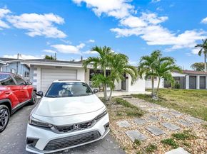 1811 Utopia Dr, Miramar FL 33023