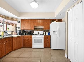 1811 Utopia Dr, Miramar FL 33023