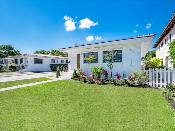 1704 S Le Jeune Rd, Coral Gables FL 33134