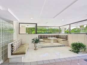 2201 Brickell Ave 77, Miami FL 33129