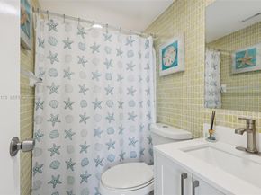 2201 Brickell Ave 77, Miami FL 33129