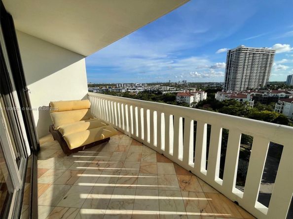 3000 Island Blvd 1103, Aventura FL 33160
