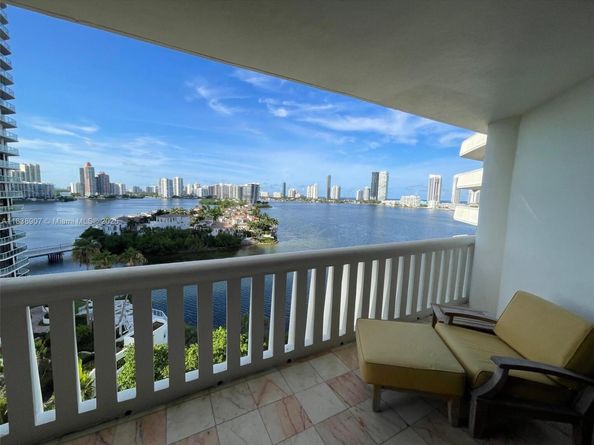 3000 Island Blvd 1103, Aventura FL 33160