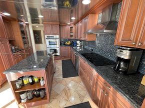 3000 Island Blvd 1103, Aventura FL 33160