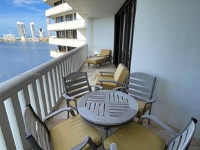 3000 Island Blvd 1103, Aventura FL 33160