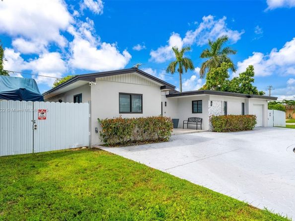 11160 SW 176th St, Miami FL 33157