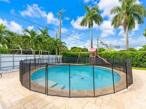 11160 SW 176th St, Miami FL 33157
