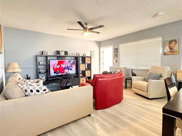 5300 Washington St C311, Hollywood FL 33021