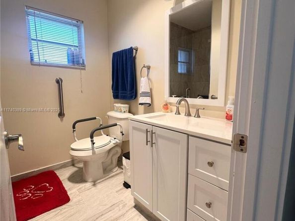 5300 Washington St C311, Hollywood FL 33021