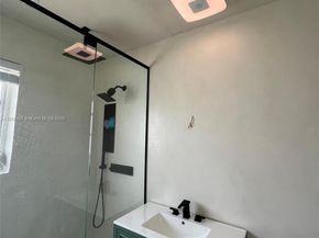511 NW 39th Ave, Miami FL 33126