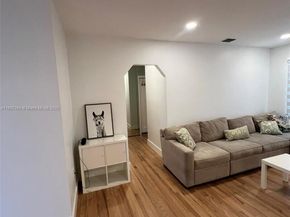 511 NW 39th Ave, Miami FL 33126