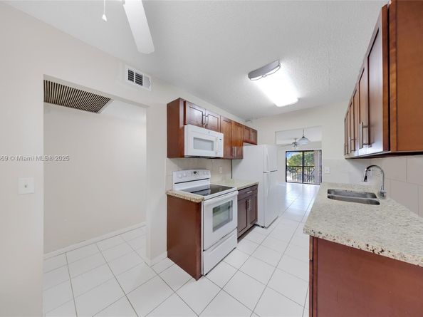 Undisclosed Address #A11905469, Sunrise FL 33351