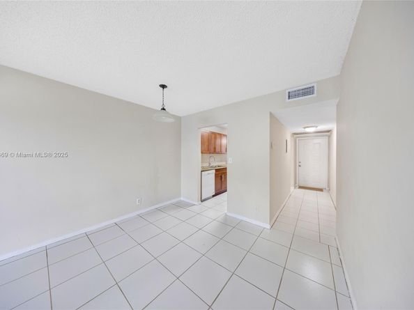 Undisclosed Address #A11905469, Sunrise FL 33351