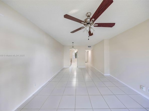 Undisclosed Address #A11905469, Sunrise FL 33351