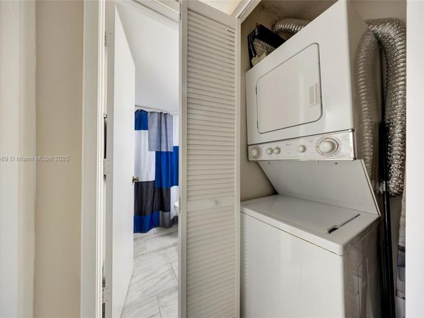 Undisclosed Address #A11905469, Sunrise FL 33351