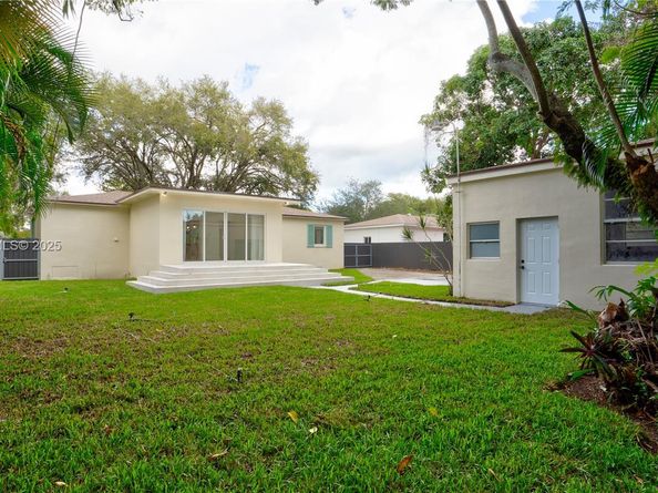 1230 NE 133rd St, North Miami FL 33161