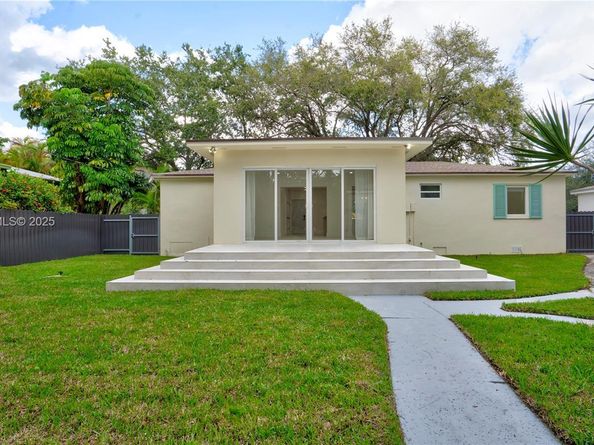 1230 NE 133rd St, North Miami FL 33161