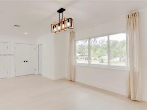 1230 NE 133rd St, North Miami FL 33161