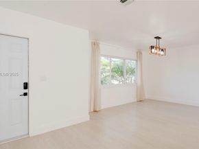 1230 NE 133rd St, North Miami FL 33161