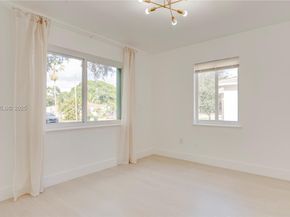 1230 NE 133rd St, North Miami FL 33161