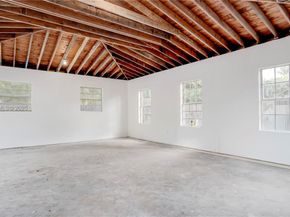 1230 NE 133rd St, North Miami FL 33161