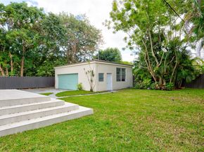 1230 NE 133rd St, North Miami FL 33161