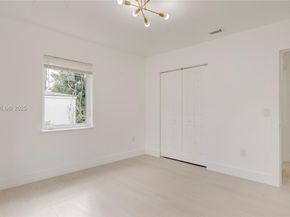 1230 NE 133rd St, North Miami FL 33161