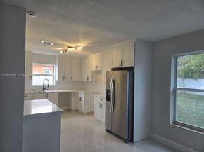 6455 Custer St, Hollywood FL 33024