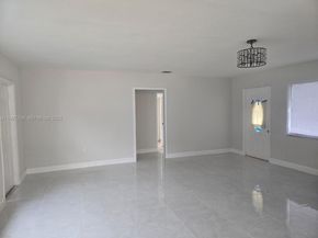 6455 Custer St, Hollywood FL 33024