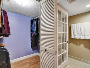 14001 SW 91st Ter 14001, Miami FL 33186