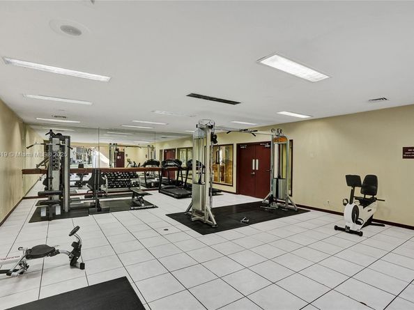 14001 SW 91st Ter 14001, Miami FL 33186