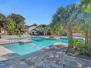14001 SW 91st Ter 14001, Miami FL 33186