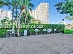 600 Three Islands Blvd 612, Hallandale Beach FL 33009