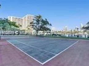 600 Three Islands Blvd 612, Hallandale Beach FL 33009