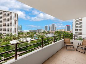 600 Three Islands Blvd 612, Hallandale Beach FL 33009