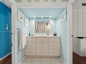 3558 Royal Palm Ave, Miami FL 33133