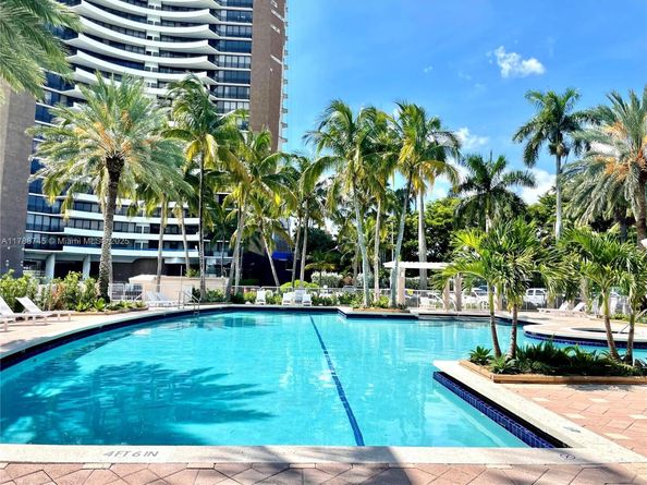 770 NE 69th St 4B, Miami FL 33138