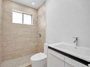 1401 NE 152nd St, North Miami Beach FL 33162