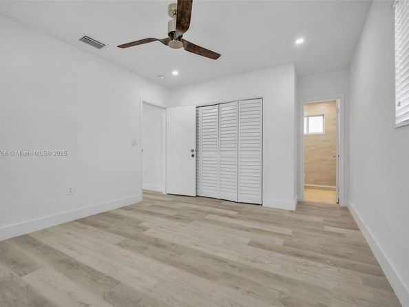 1401 NE 152nd St, North Miami Beach FL 33162