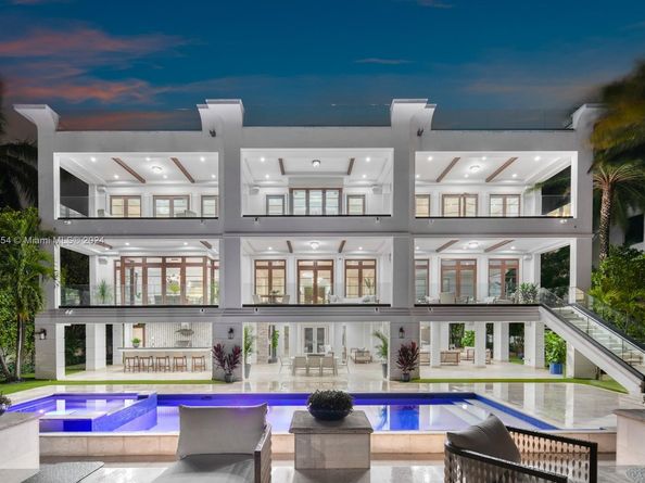 288 S Coconut Ln, Miami Beach FL 33139