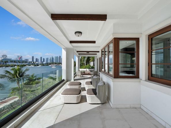 288 S Coconut Ln, Miami Beach FL 33139