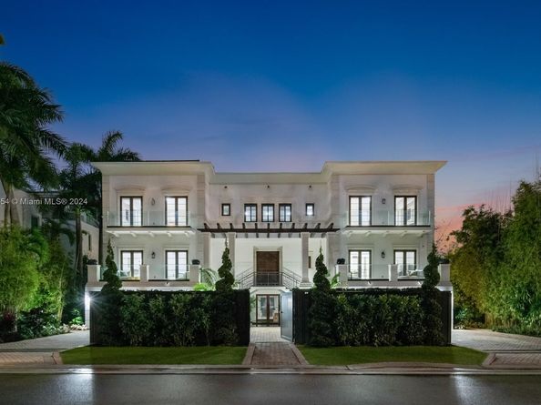 288 S Coconut Ln, Miami Beach FL 33139