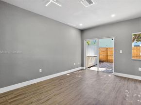 7995 NW 8th St 100C, Miami FL 33126