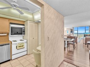 20505 E Country Club Dr 1533, Aventura FL 33180